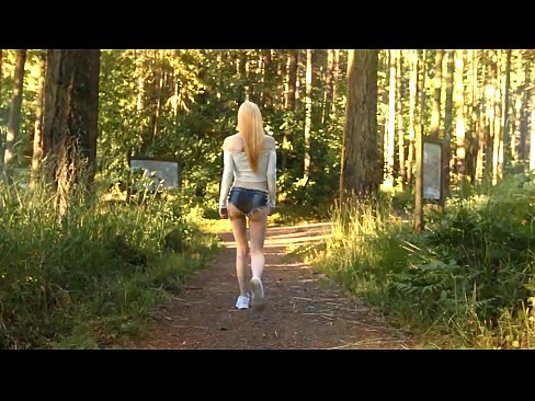❤️ Vakker kvinne beveger seg sakte, ikke nakenvideo ❌ Porno på porno no.dreamlandpassionjourney.ru ️❤